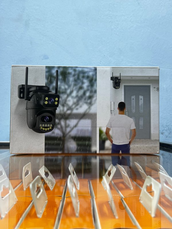 Q33B Wifi Smart Camera front